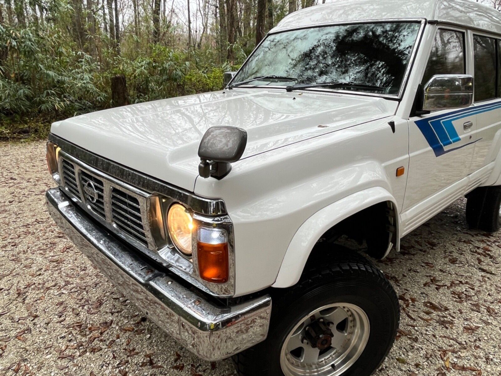 Nissan-Safari-Patrol-1993-SUV-4