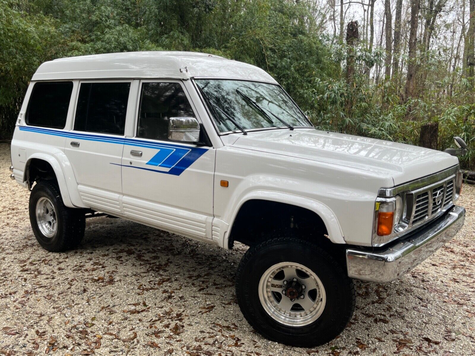Nissan-Safari-Patrol-1993-SUV-6