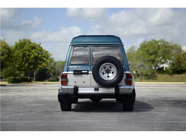 Nissan-Safari-Patrol-1995-SUV-16