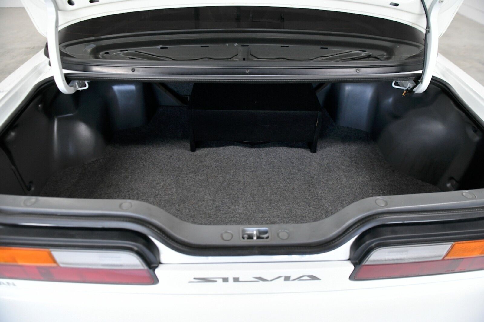 Nissan-Silvia-Qs-S13-JDM-1990-Coupe-31