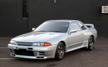 Nissan-Skyline-1992-Coupe-3