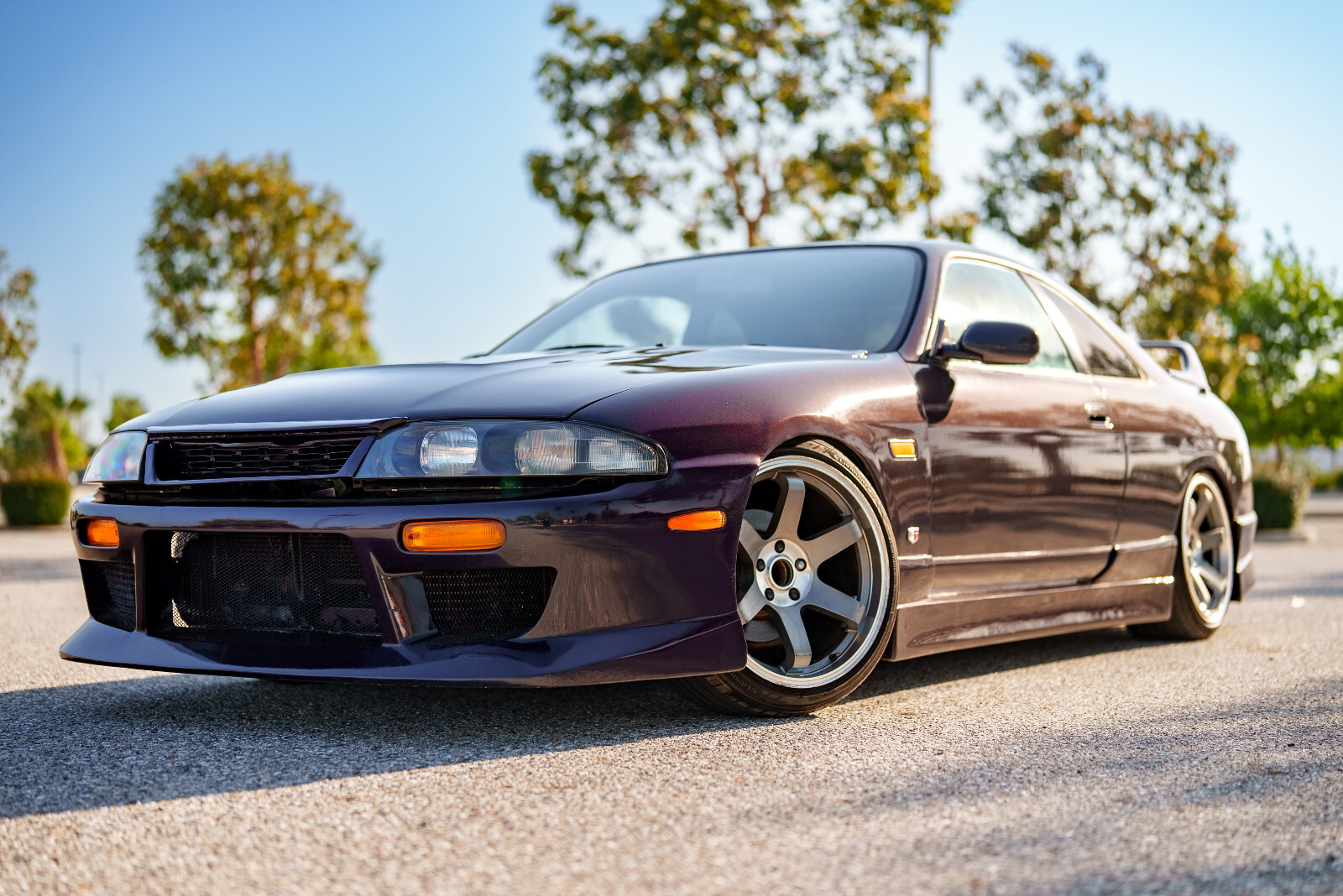 Nissan-Skyline-1993-Coupe-1