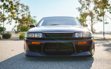 Nissan-Skyline-1993-Coupe-10