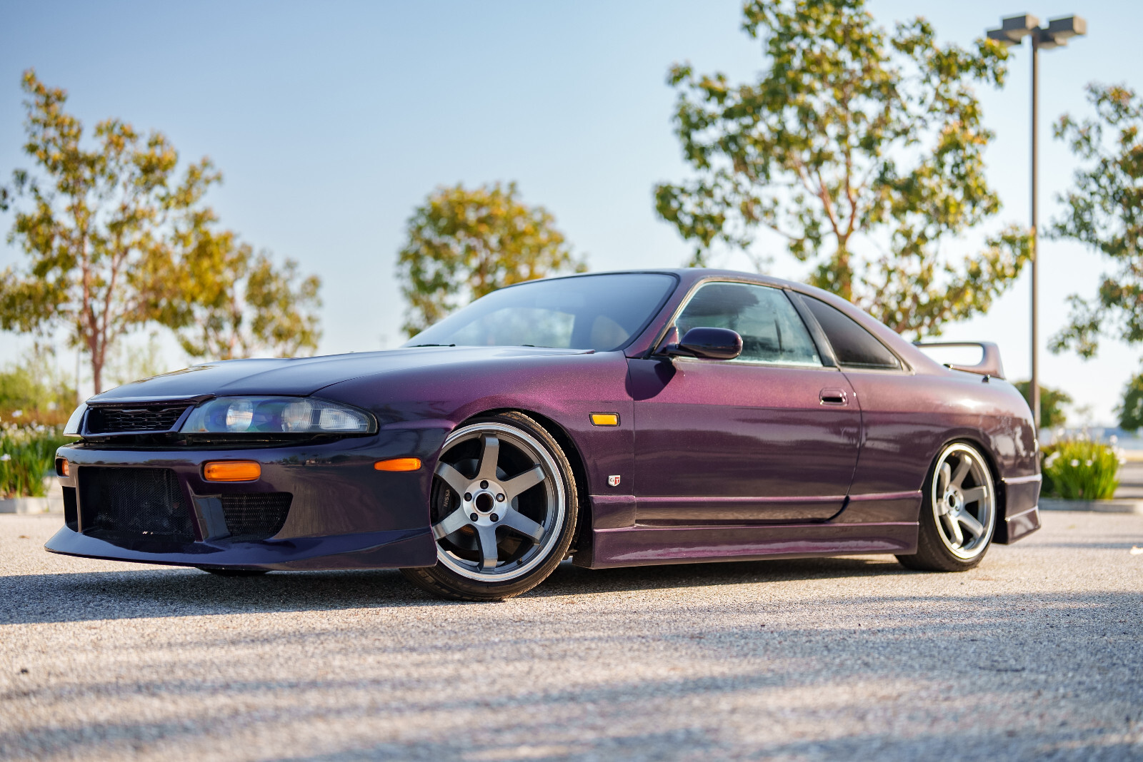 Nissan-Skyline-1993-Coupe-11