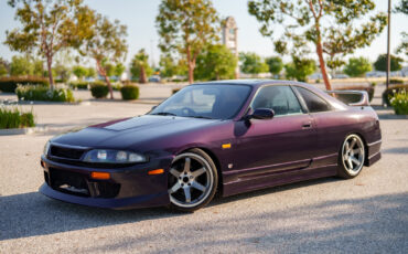 Nissan-Skyline-1993-Coupe-13