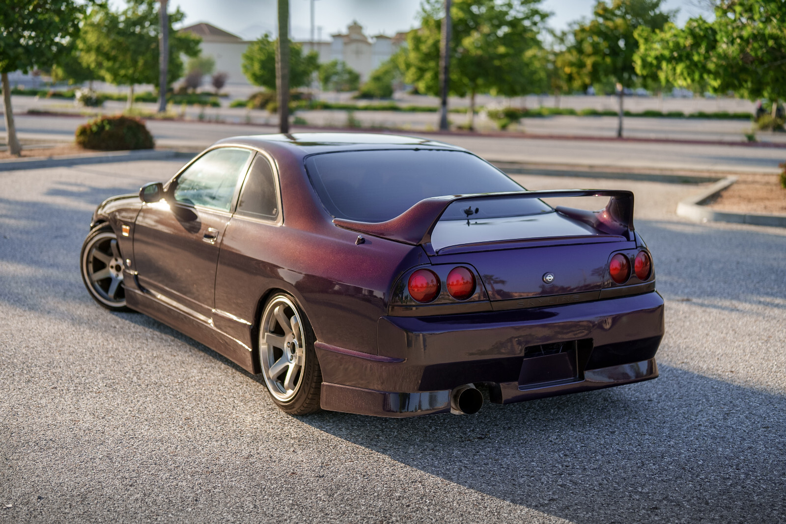 Nissan-Skyline-1993-Coupe-18