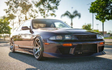 Nissan-Skyline-1993-Coupe-2