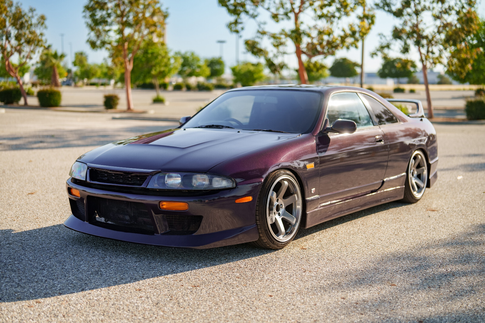 Nissan-Skyline-1993-Coupe-3