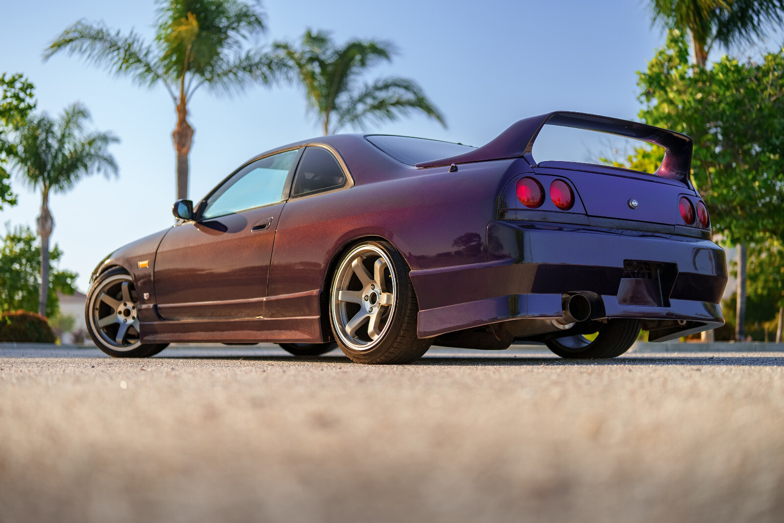 Nissan-Skyline-1993-Coupe-5
