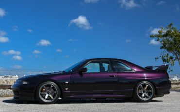 Nissan-Skyline-GT-R-1995-2D-1