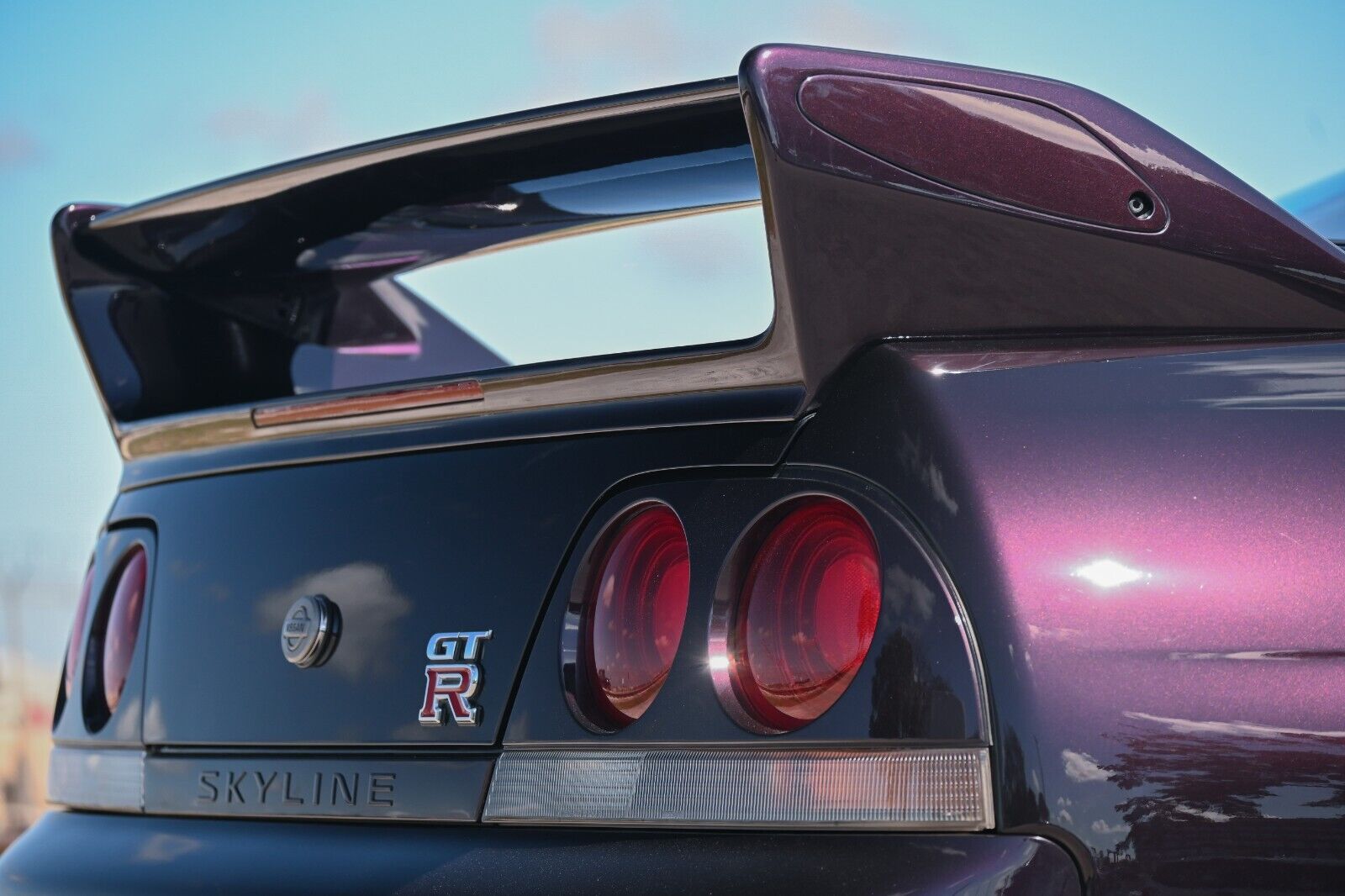Nissan-Skyline-GT-R-1995-2D-10