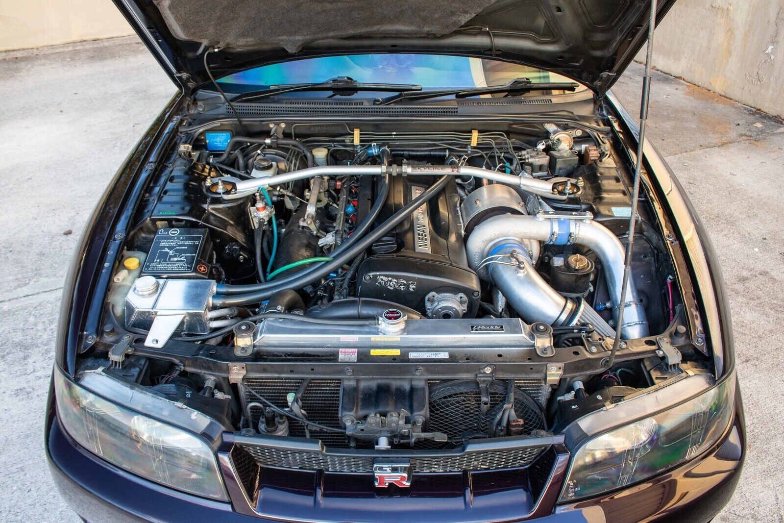 Nissan-Skyline-GT-R-1995-2D-23