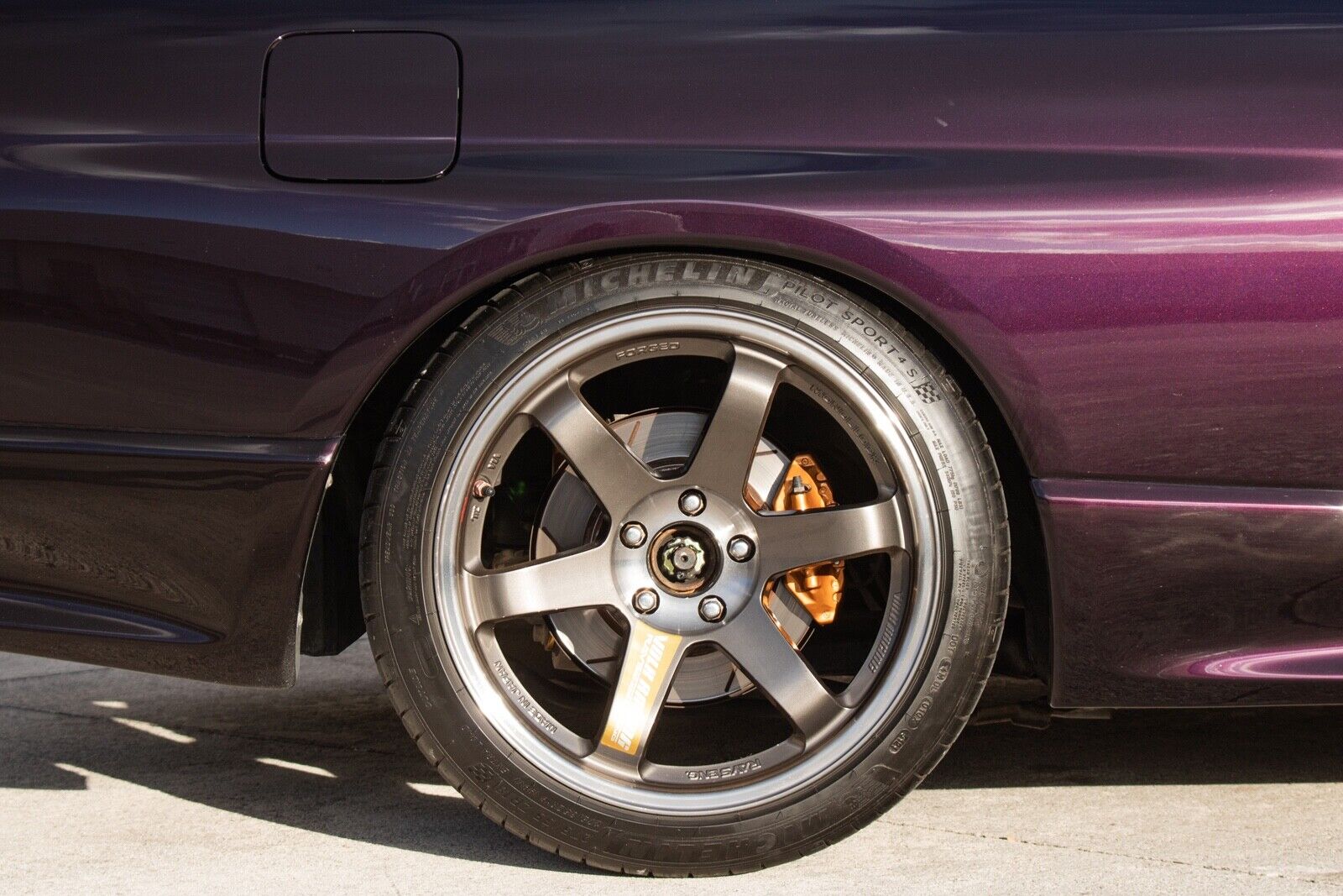 Nissan-Skyline-GT-R-1995-2D-30