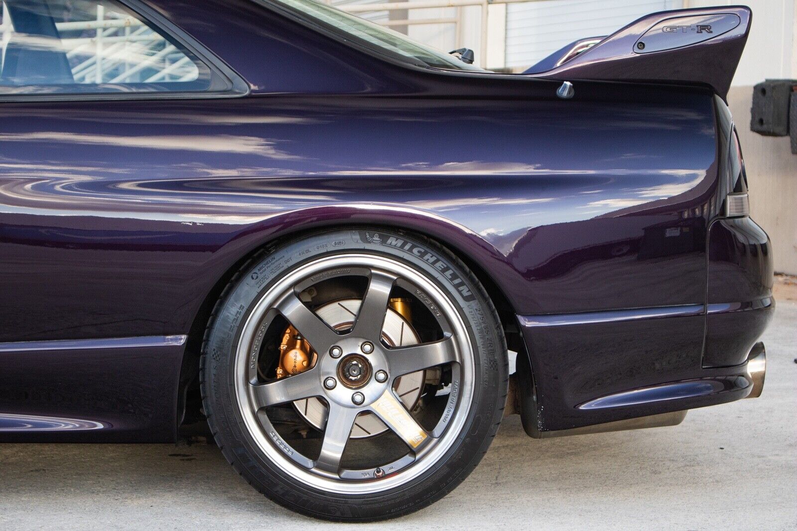 Nissan-Skyline-GT-R-1995-2D-34