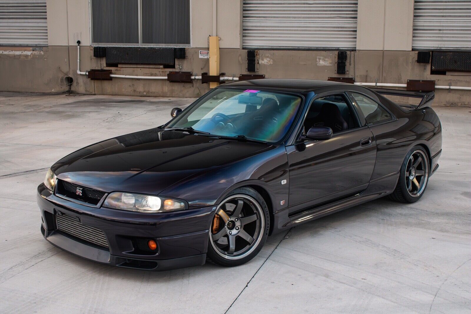 Nissan-Skyline-GT-R-1995-2D-8