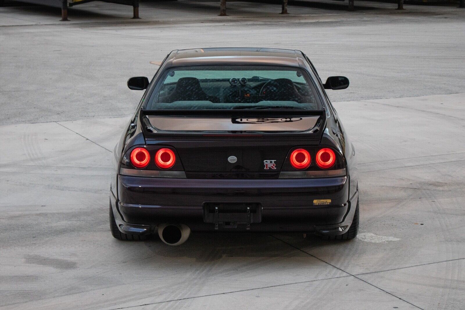 Nissan-Skyline-GT-R-1995-2D-9