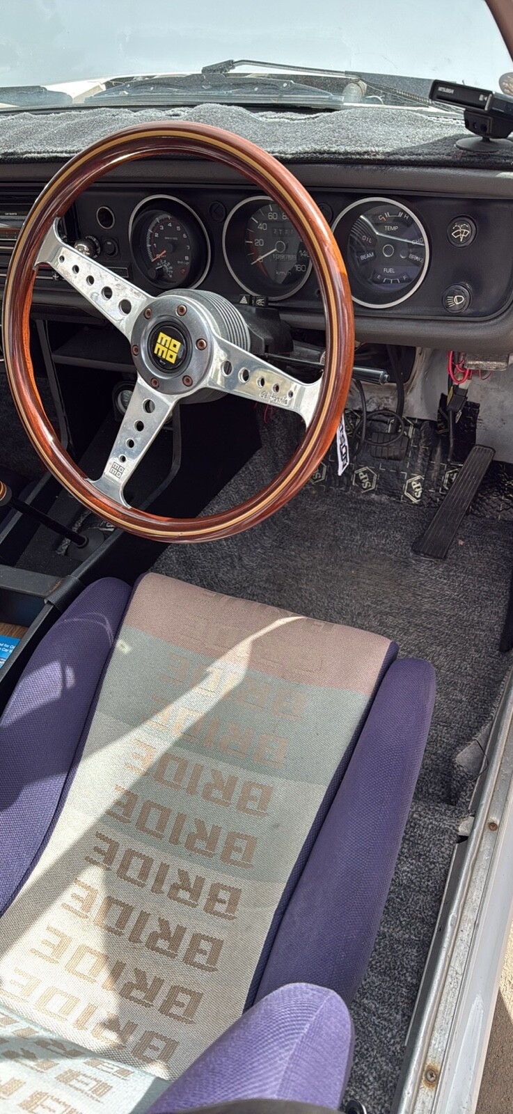 Nissan-Sunny-1986-3