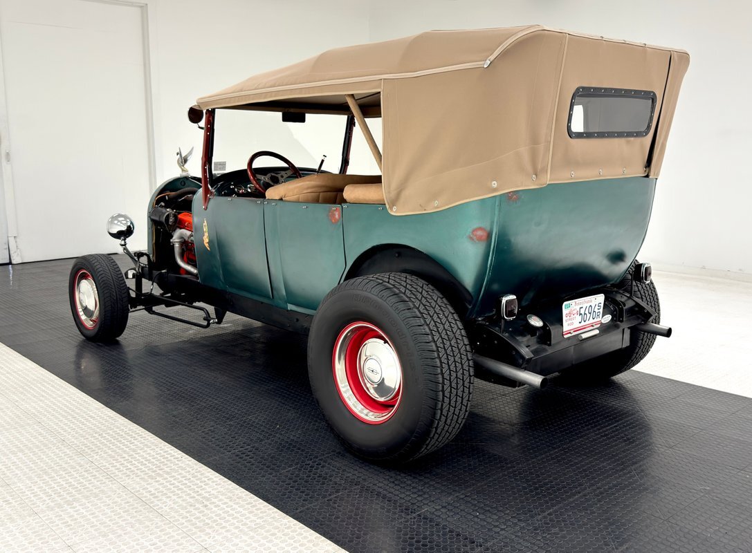 Oldsmobile-30B-Series-1924-Convertible-2