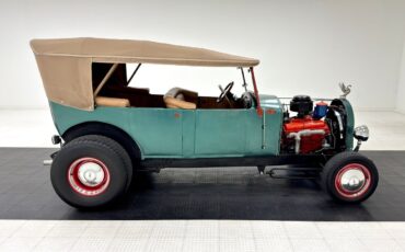 Oldsmobile-30B-Series-1924-Convertible-5
