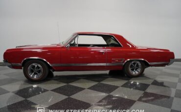Oldsmobile-442-1965-Coupe-2