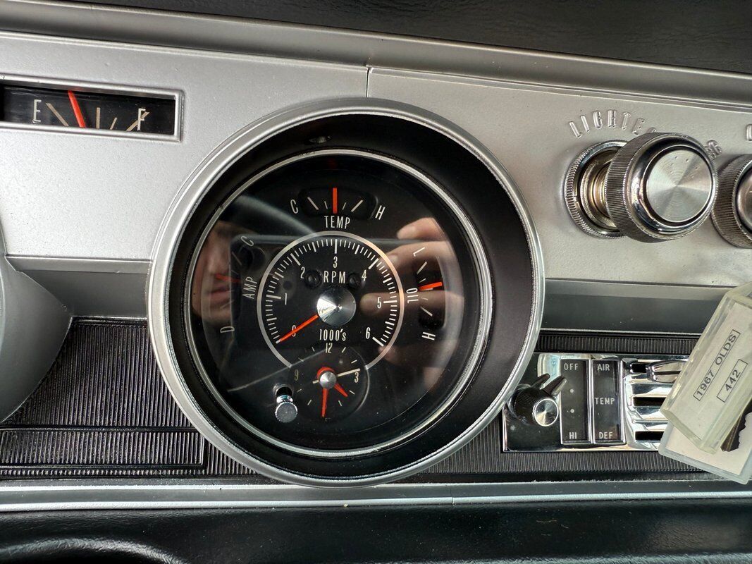 Oldsmobile-442-1967-11