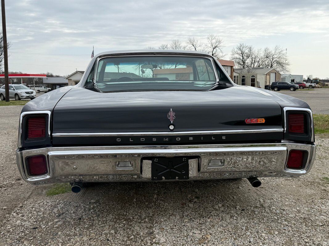 Oldsmobile-442-1967-37