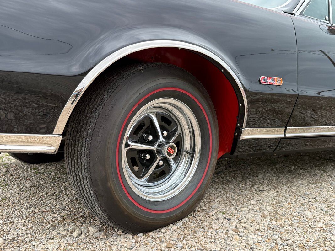 Oldsmobile-442-1967-8