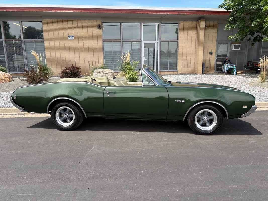 Oldsmobile-442-1968-30