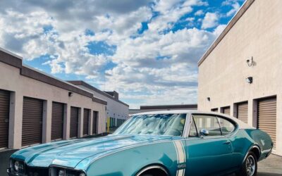 Oldsmobile 442  1968 blue