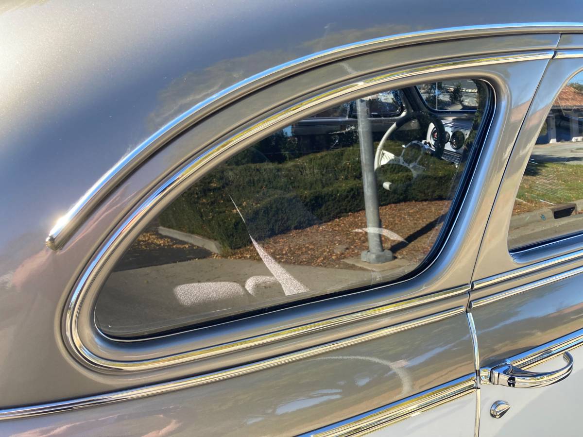 Oldsmobile-66-coupe-1941-silver-11