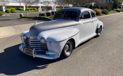 Oldsmobile Coupe  1941 white