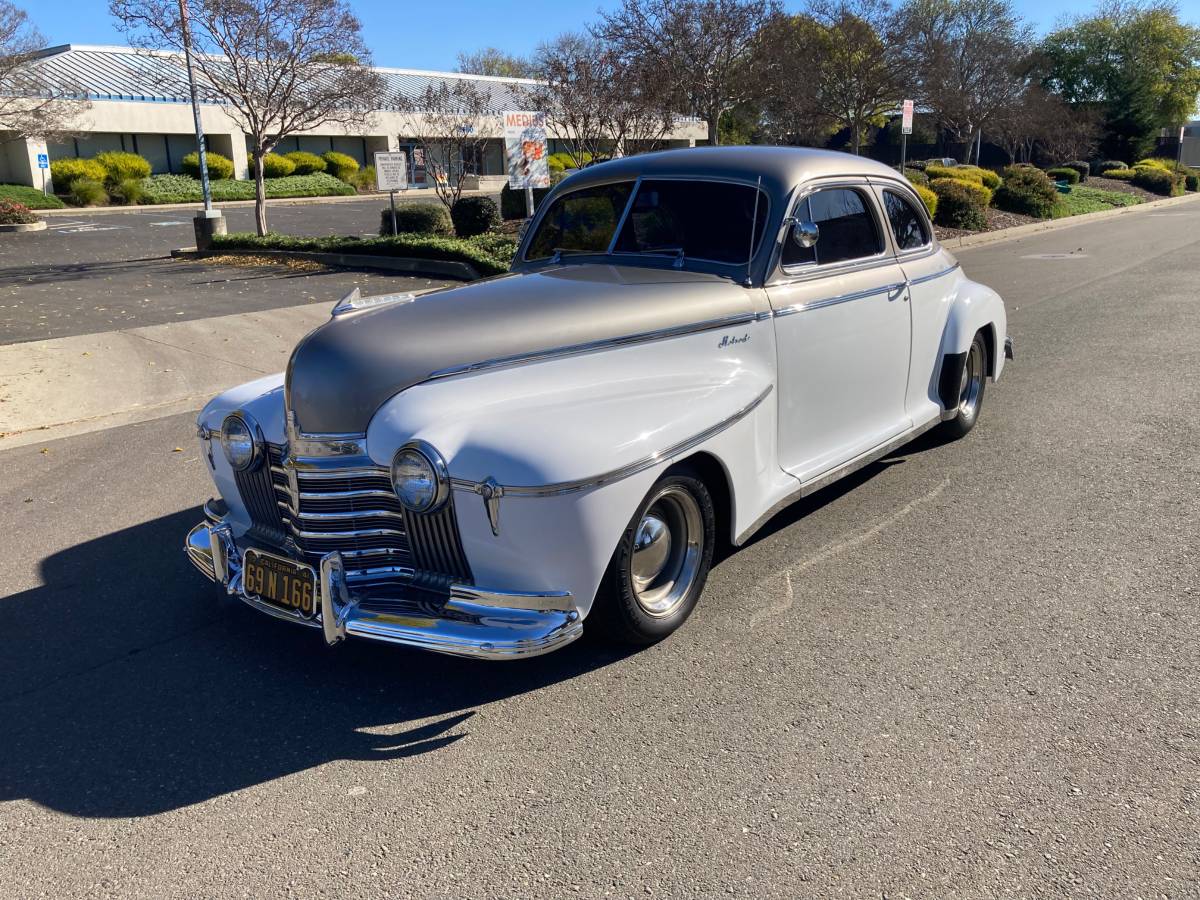Oldsmobile-Coupe-1941-white