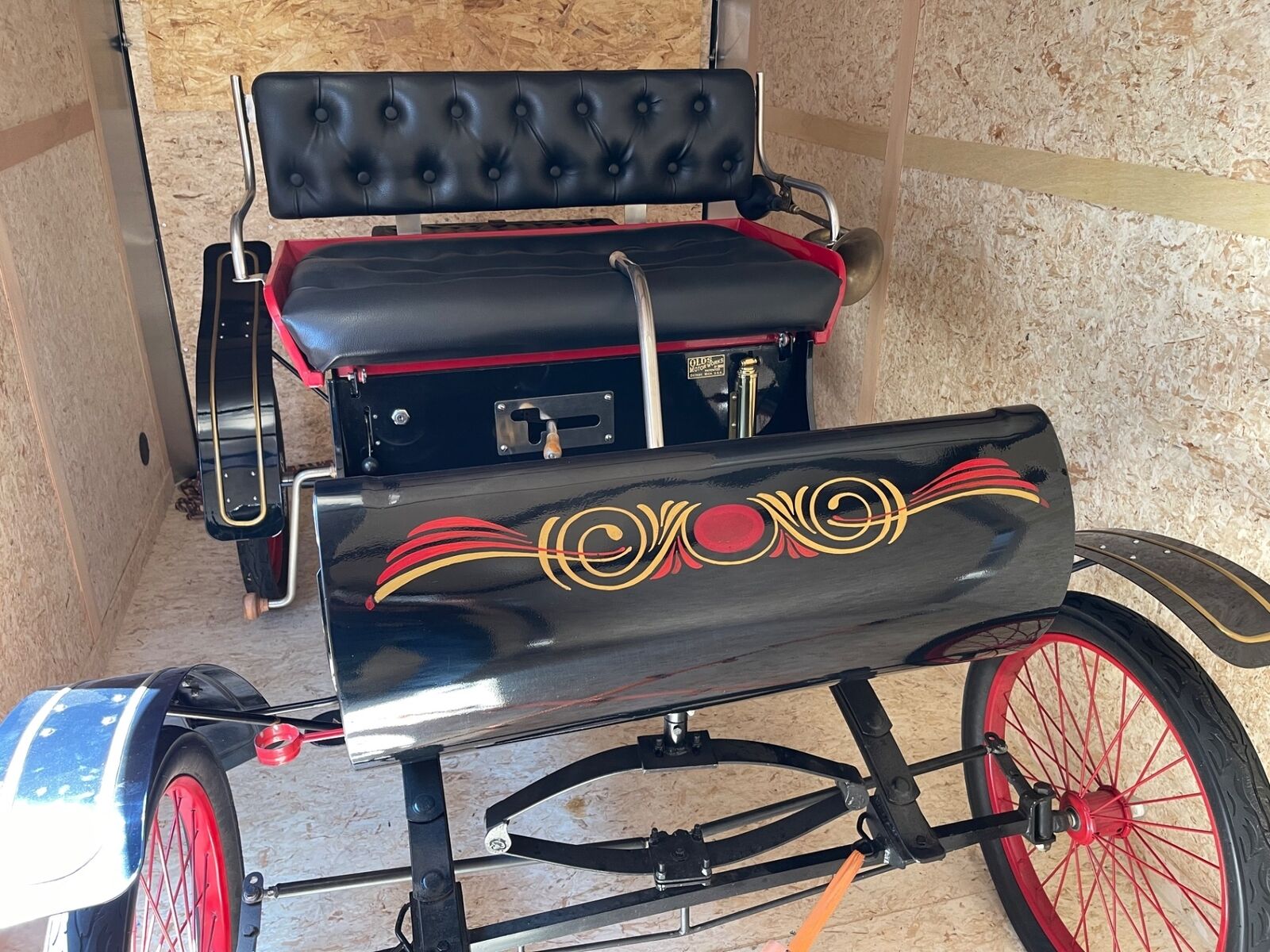 Oldsmobile Curved Dash 1901 --