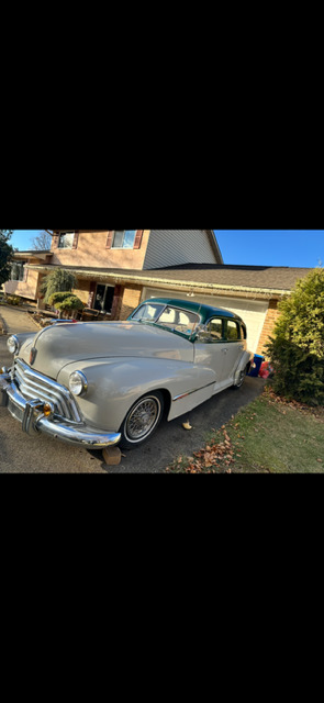 Oldsmobile-Custom-Cruiser-1947-Sedan-7