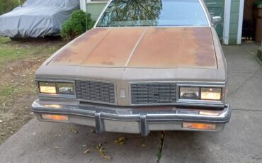 Oldsmobile-Custom-Cruiser-1984-Wagon-1
