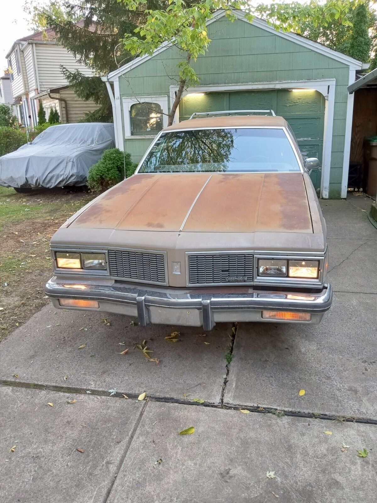 Oldsmobile-Custom-Cruiser-1984-Wagon-1