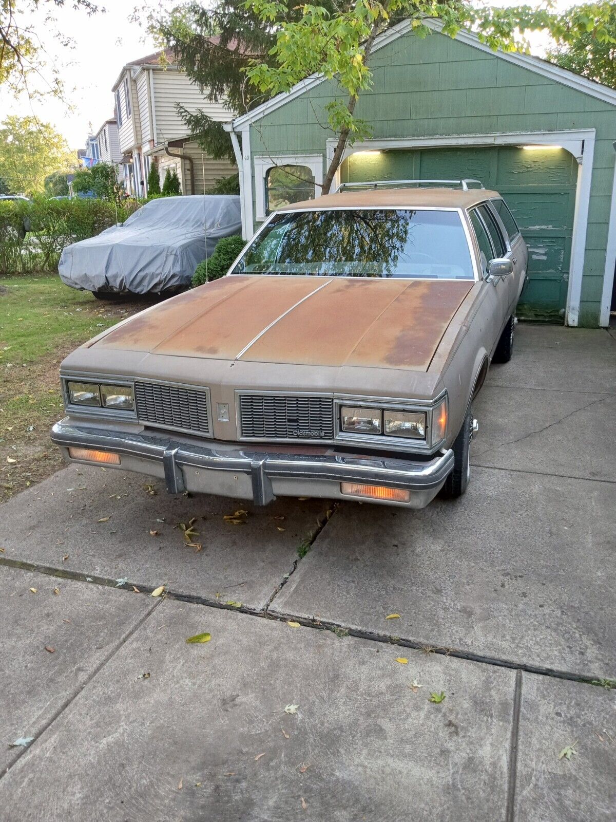 Oldsmobile-Custom-Cruiser-1984-Wagon-6