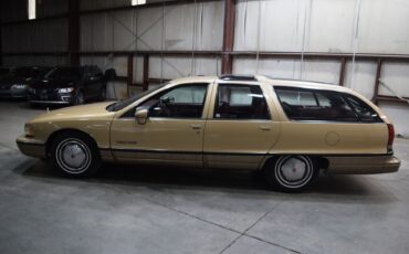 Oldsmobile-Custom-Cruiser-1991-Wagon-1