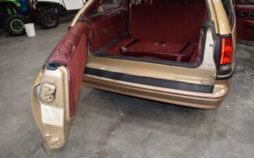 Oldsmobile-Custom-Cruiser-1991-Wagon-15