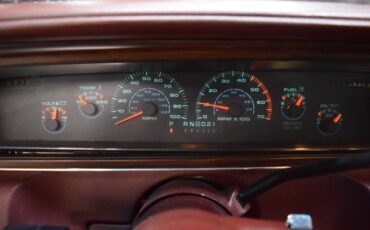 Oldsmobile-Custom-Cruiser-1991-Wagon-28