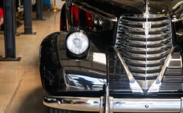 Oldsmobile-Custom-LS3-V8-Model-F38-Touring-1938-4-Door-Sedan-13
