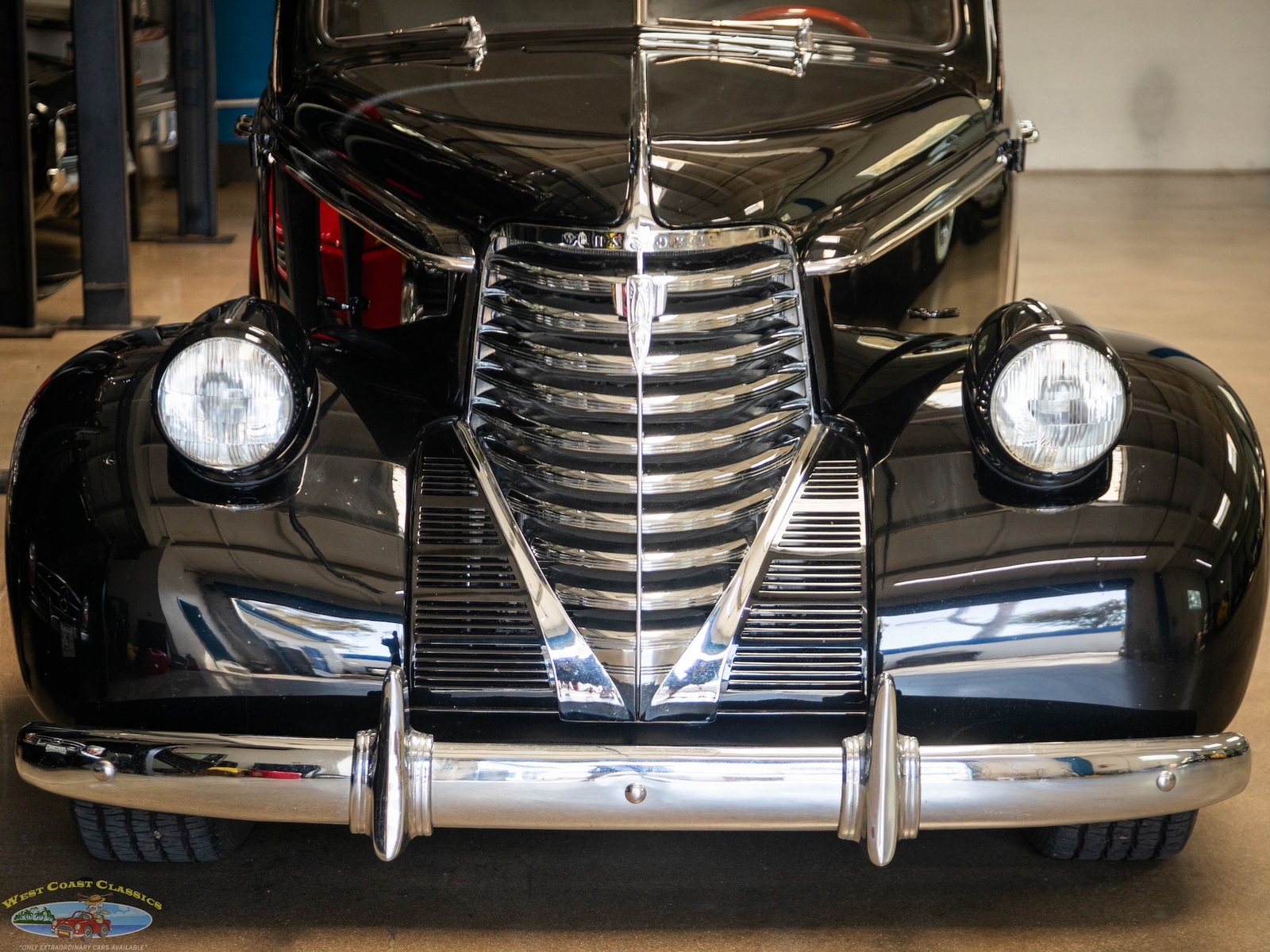 Oldsmobile-Custom-LS3-V8-Model-F38-Touring-1938-4-Door-Sedan-14