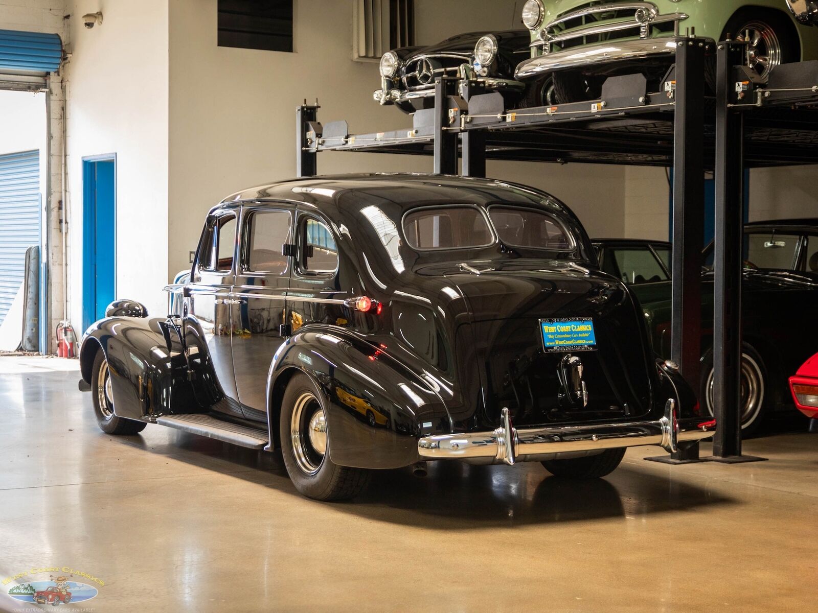 Oldsmobile-Custom-LS3-V8-Model-F38-Touring-1938-4-Door-Sedan-20