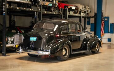 Oldsmobile-Custom-LS3-V8-Model-F38-Touring-1938-4-Door-Sedan-23