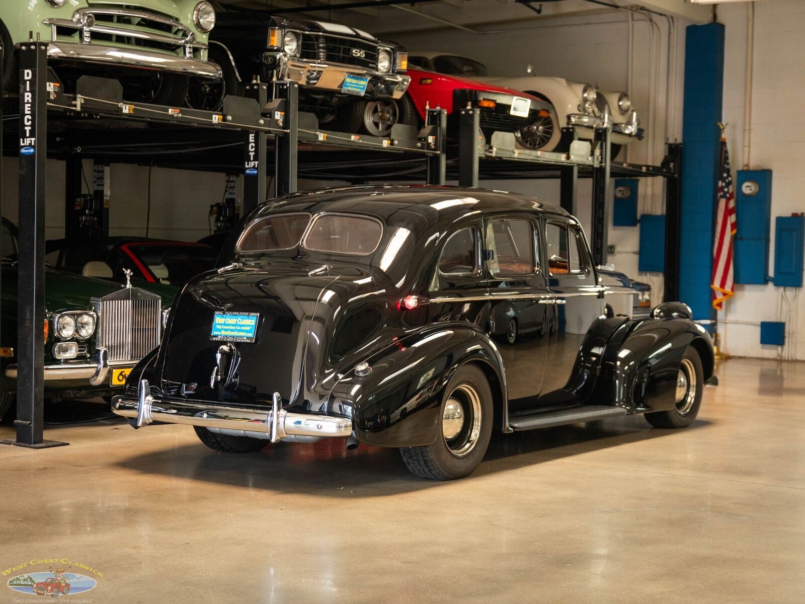 Oldsmobile-Custom-LS3-V8-Model-F38-Touring-1938-4-Door-Sedan-23
