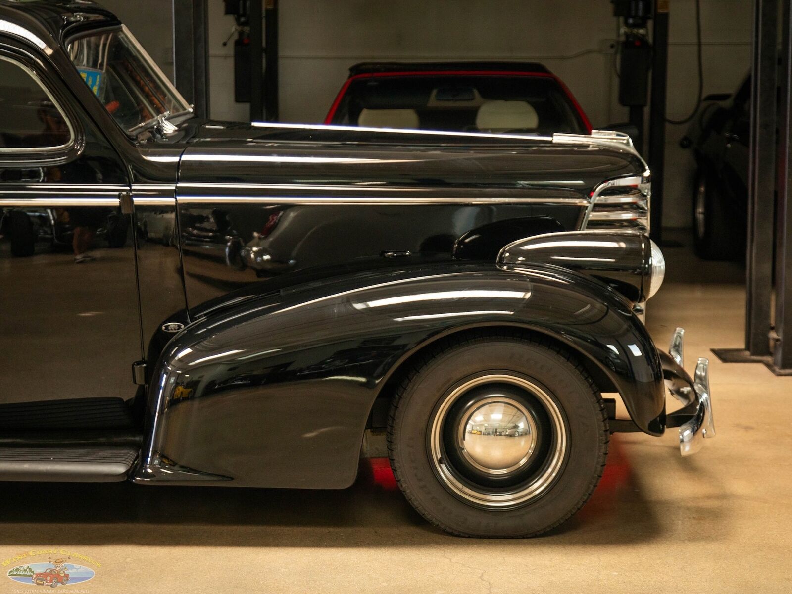 Oldsmobile-Custom-LS3-V8-Model-F38-Touring-1938-4-Door-Sedan-3