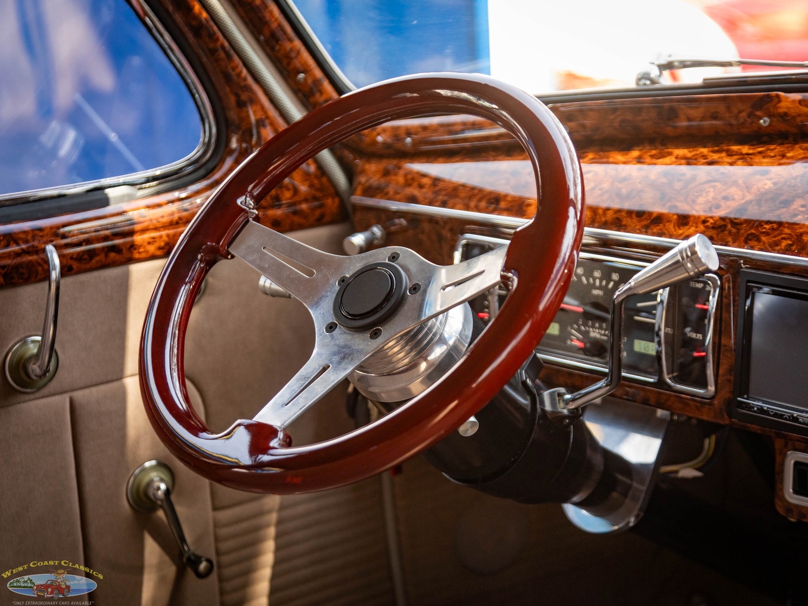 Oldsmobile-Custom-LS3-V8-Model-F38-Touring-1938-4-Door-Sedan-38