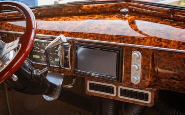 Oldsmobile-Custom-LS3-V8-Model-F38-Touring-1938-4-Door-Sedan-39