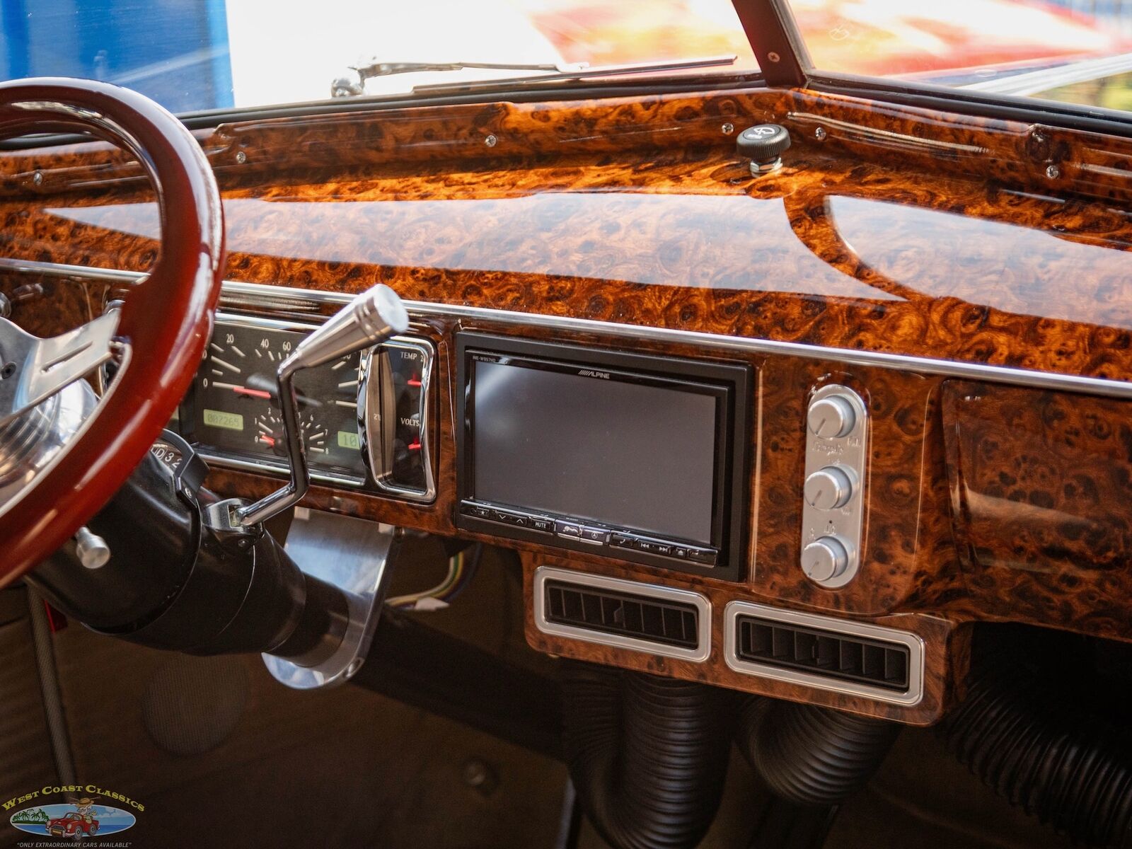 Oldsmobile-Custom-LS3-V8-Model-F38-Touring-1938-4-Door-Sedan-39