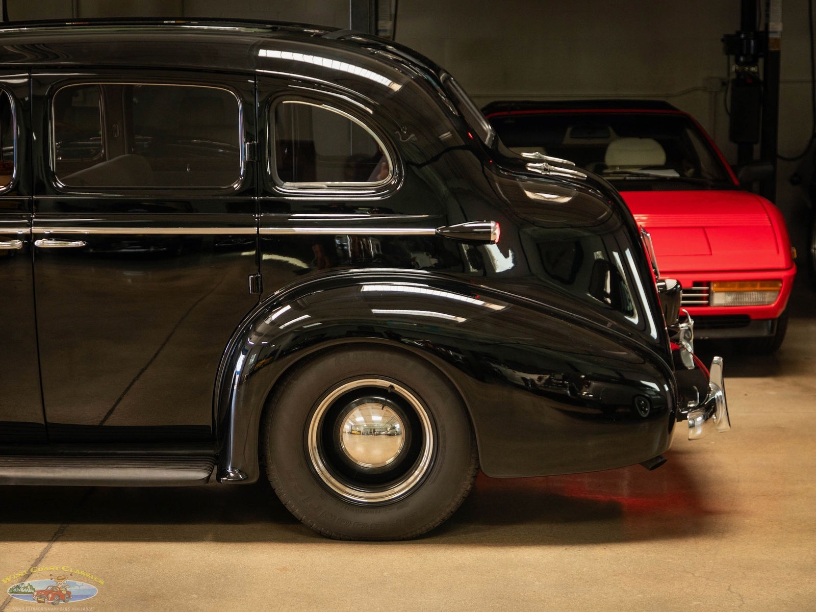 Oldsmobile-Custom-LS3-V8-Model-F38-Touring-1938-4-Door-Sedan-6